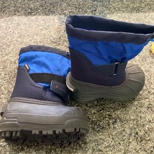 Columbia Toddler Snow Boots size 6